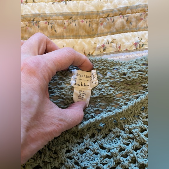 Artelier Nicole Miller sage green open knit sweater in size medium - Picture 4 of 5